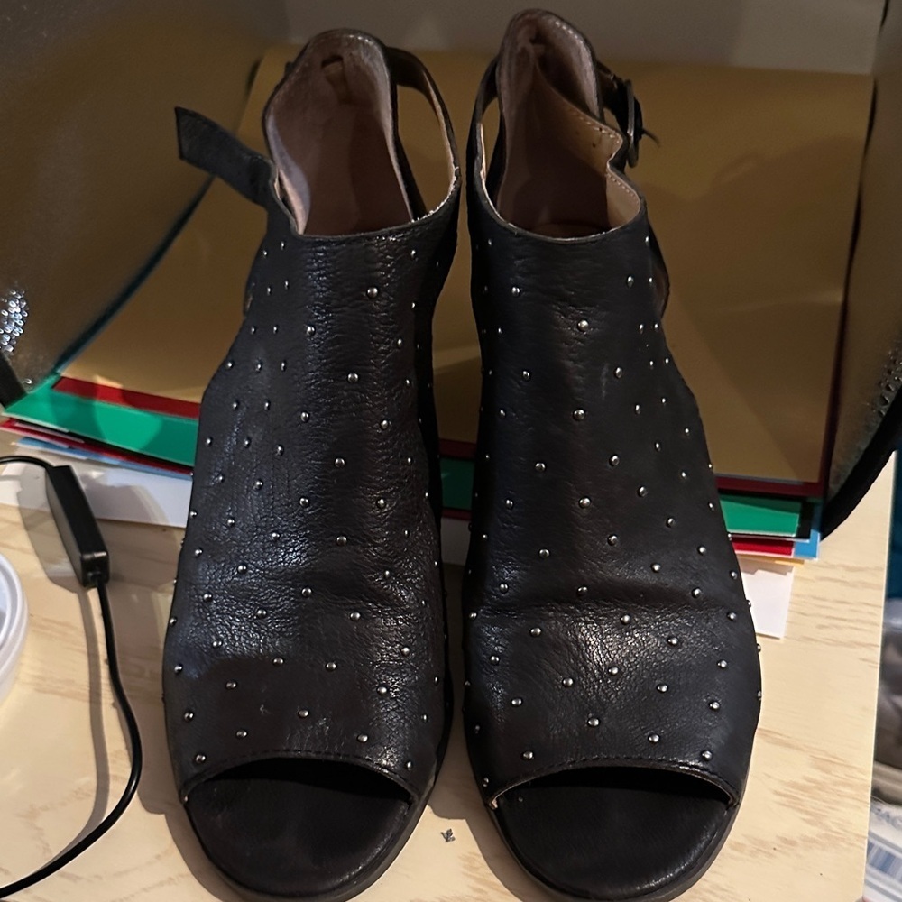 Lucky brand boots banks 7.5